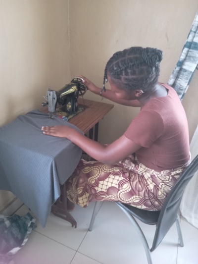 Cutting materials for the young ladies 