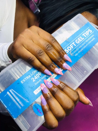 Pedicure and manicure services 